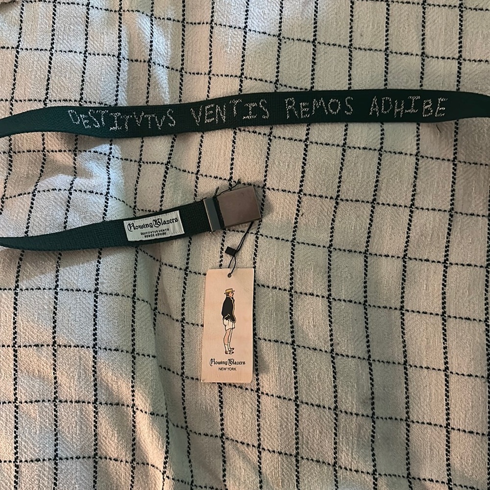 Rowing Blazers Belt-DESTITUTUS VENTIS REMOS ADHIBE